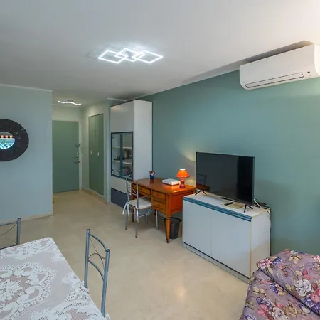 Апартаменти Climatise, Calme, Centre Menton, Terrasse - Fr-1-196-335 Мантон