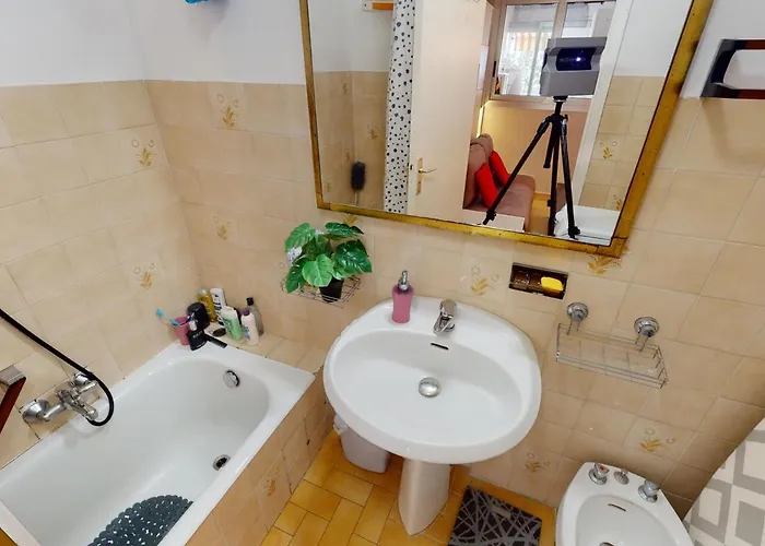 Climatise, Calme, Centre Menton, Terrasse - Fr-1-196-335 Apartment